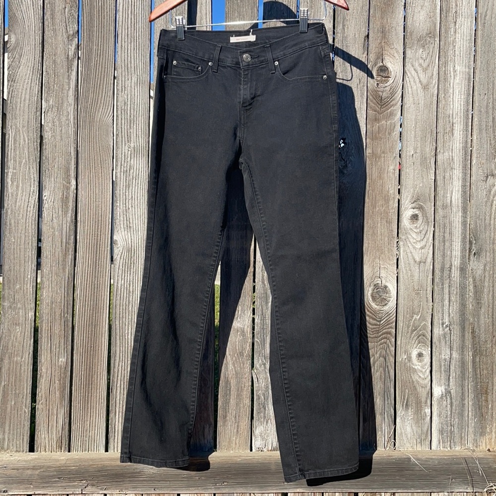 Levi’s 505 jeans comfortable fit, 78% cotton, 21% polyester, 1% elastane
